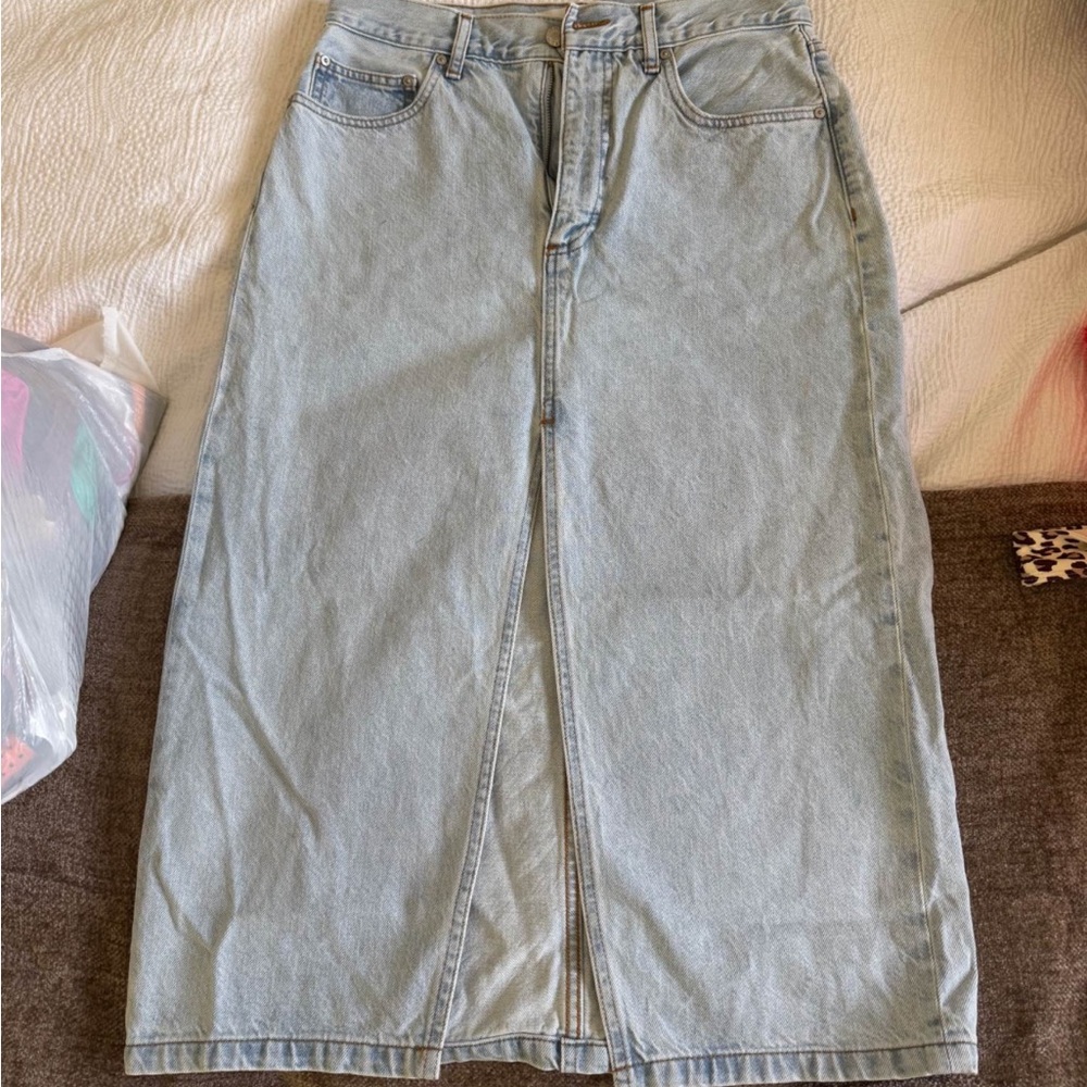 Denim Forum Light Wash Denim Maxi Skirt with Front Slit size 28